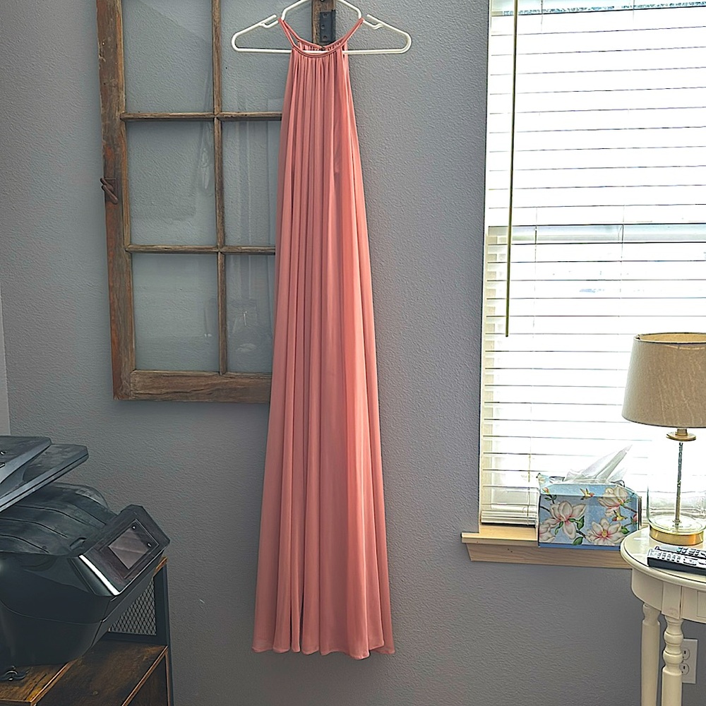Size 10 David’s Bridal dress. Perfect for Prom or a bridesmaids dress